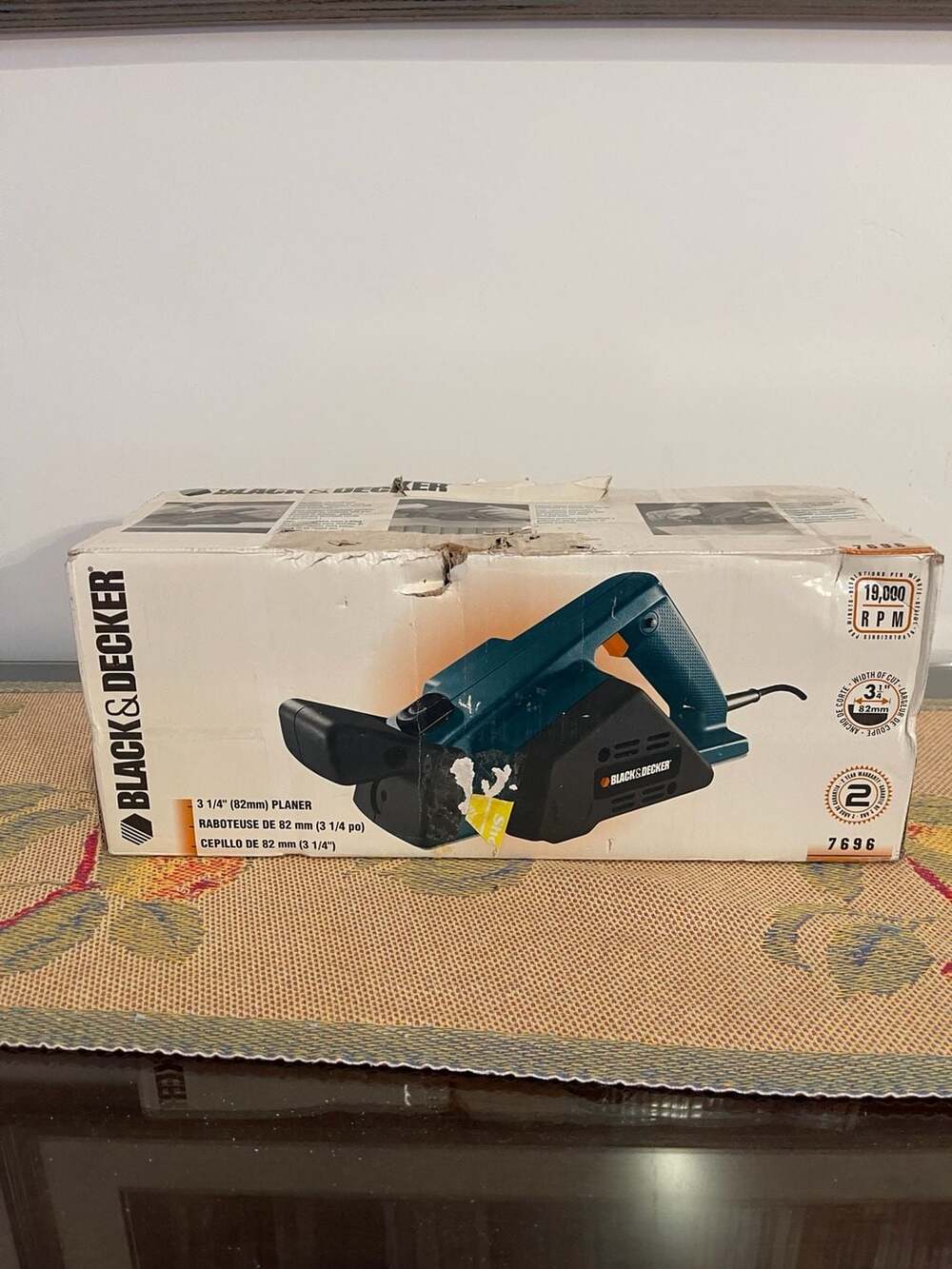New in Box Black & Decker 7696 3 1/4 Inch (82mm) Electric Planer